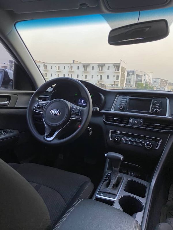 Thumbnail 7 of 2016 Kia Optima